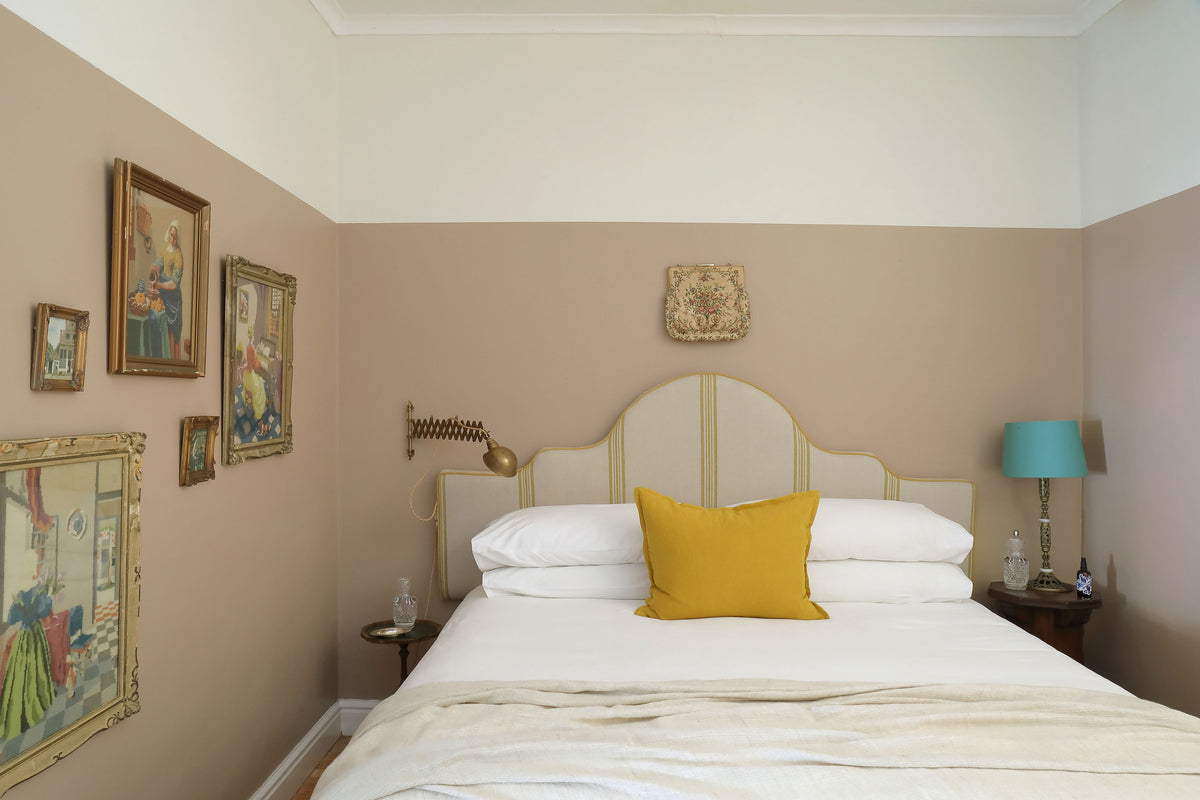 Spacious en-suite bedroom inside the Manor House