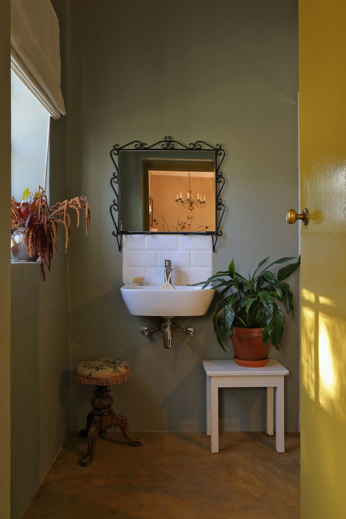 Bathroom in the Vineyard Family Suite