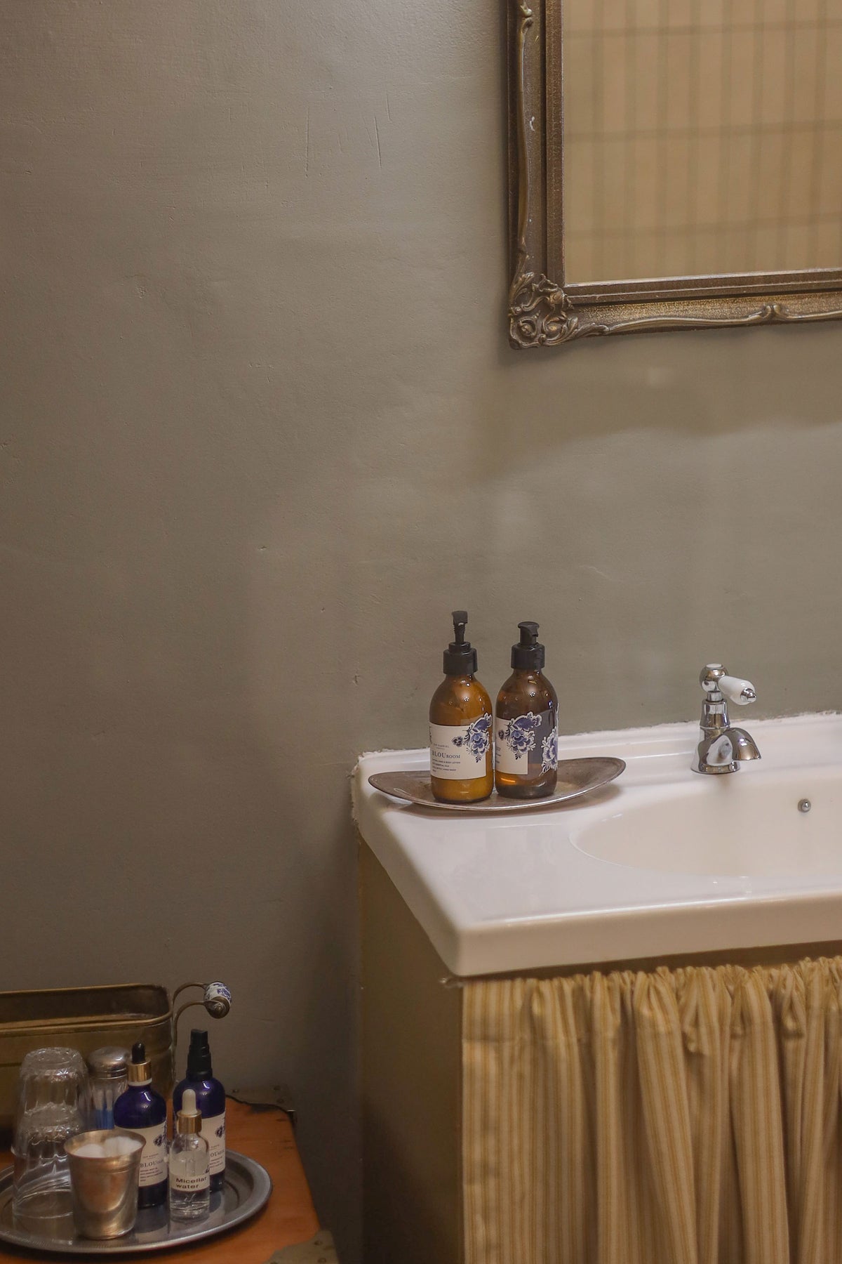 Bathroom amenities at Willow Suite