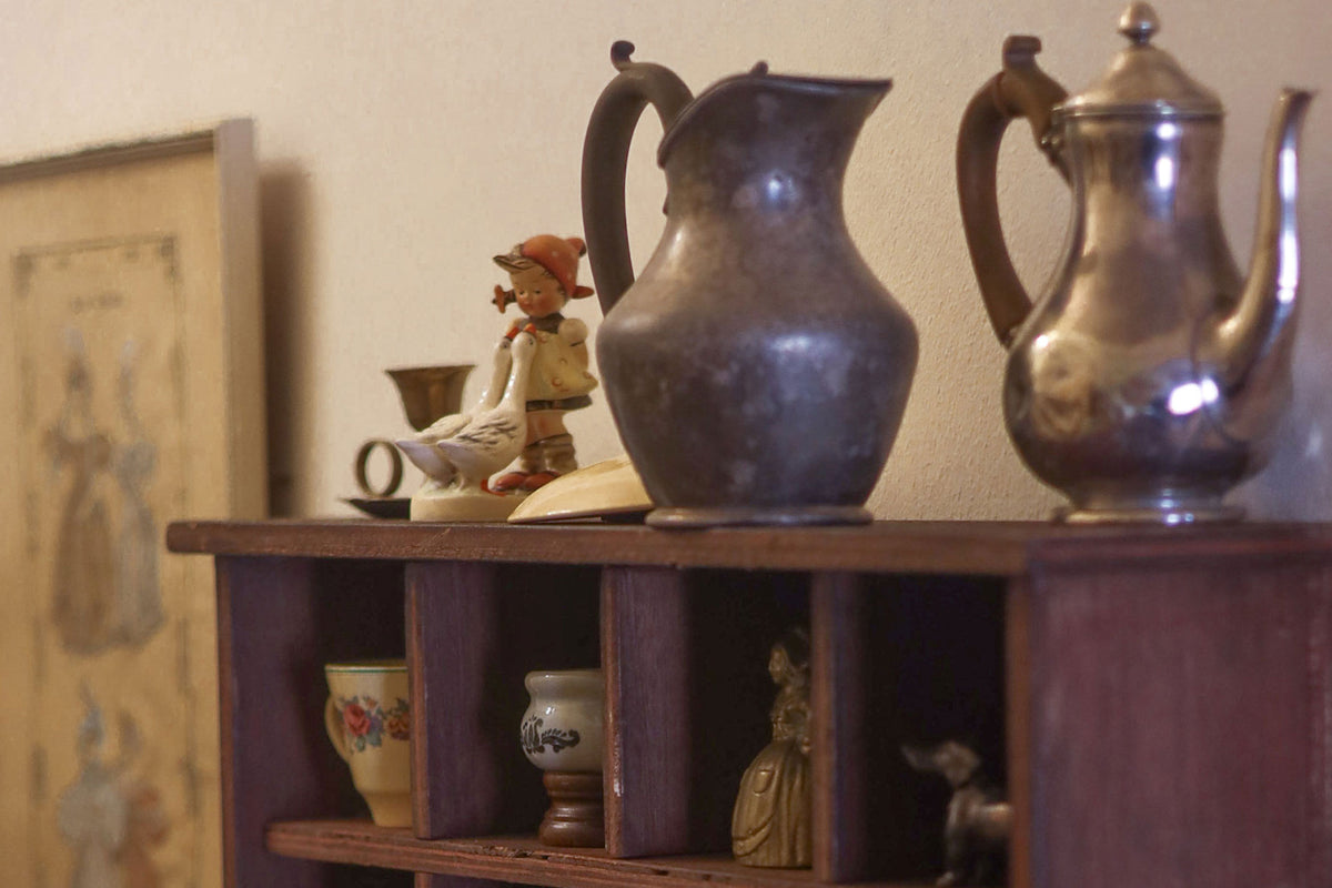 Antiques on display at Willow Suite