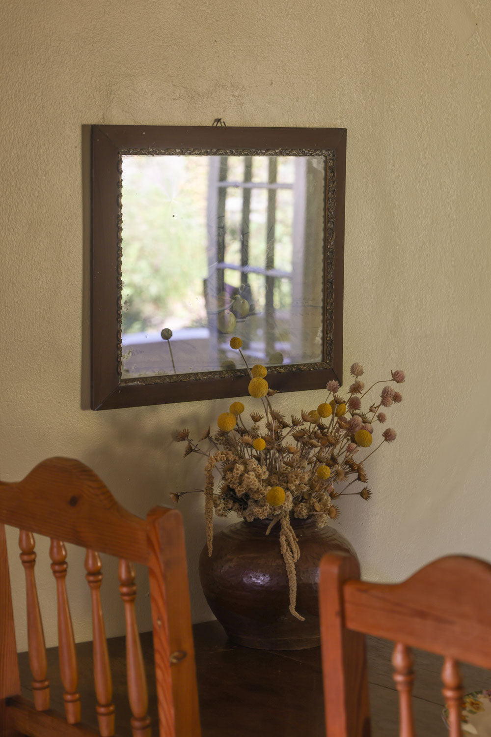 Indoor dining area at Wisteria Cottage